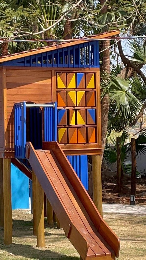 Foto do playground de madeira do Alphaville Dom Pedro 0
